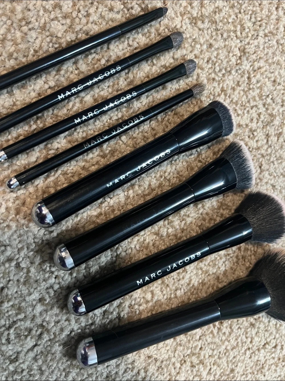 ❤️ MARC JACOBS Huge Lot of 8 Face & Eyeshadow Makeup Brushes DISCONTINUED L👀K ❤️
